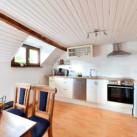 Ferienwohnung Im Alten Bauernhaus 린들라 외부 사진